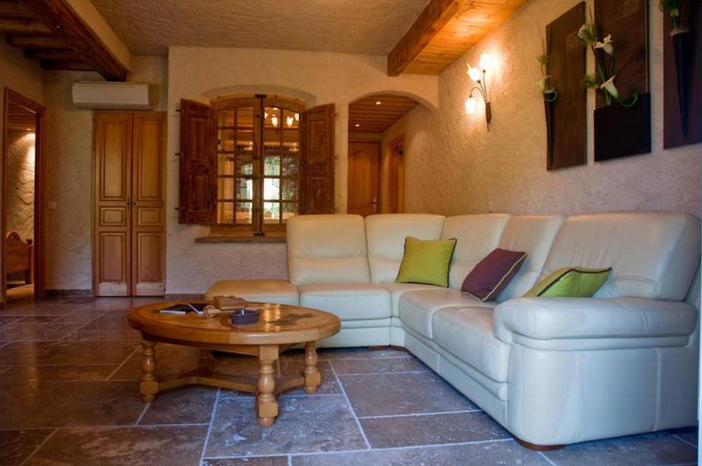 Hotel L' Escapade & Restaurant 3*