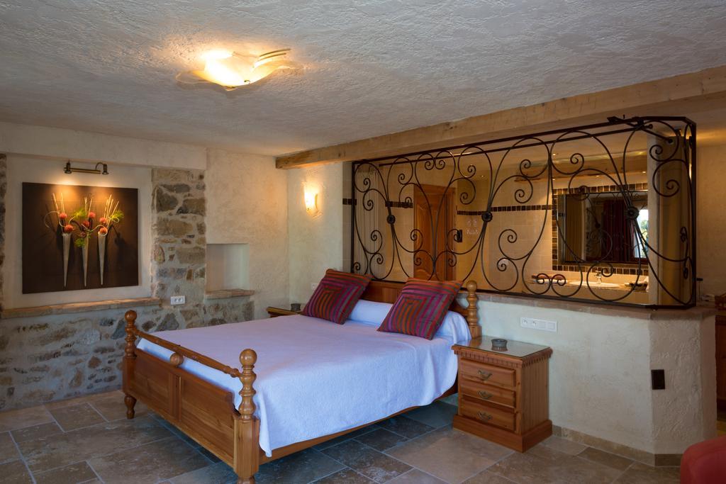 Hotel L' Escapade & Restaurant Le Pradet